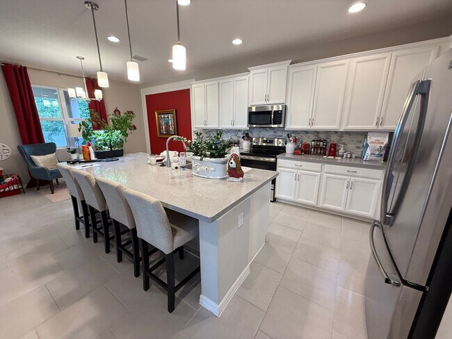 Building Photo - 4/2 Groveland Builder Model Home