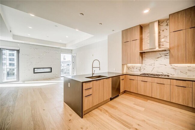 Primary Photo - 40 12th St NE