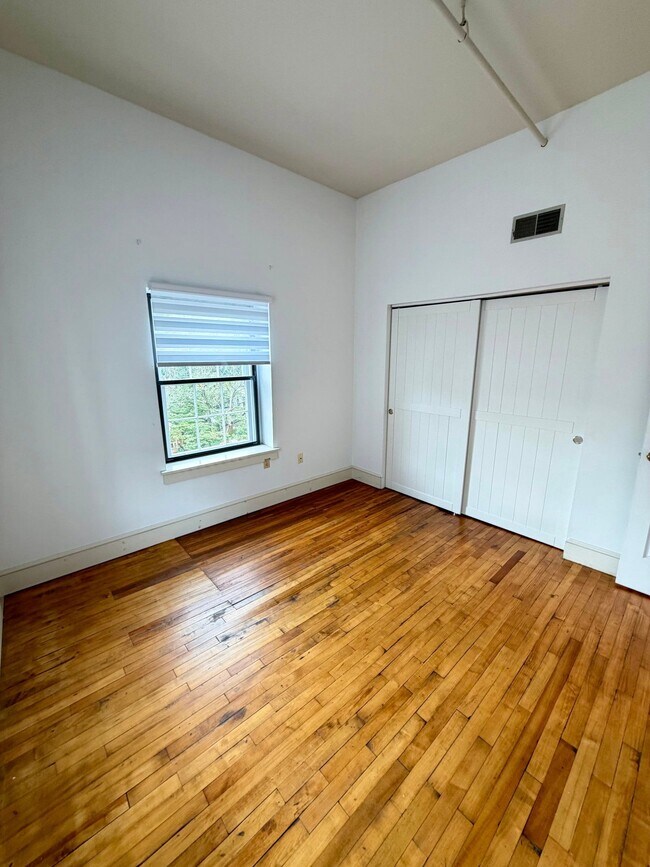 Building Photo - 231 N Shippen St