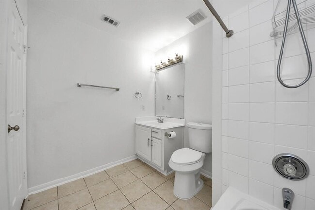 Building Photo - 14623 Cypress Cottage Ct