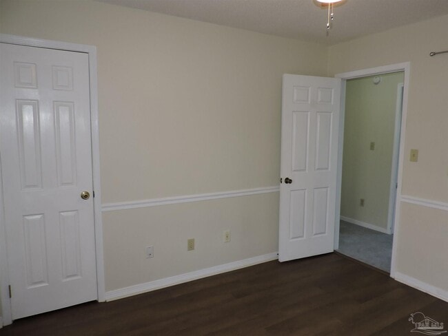 Building Photo - 3510 Parkwood Ave