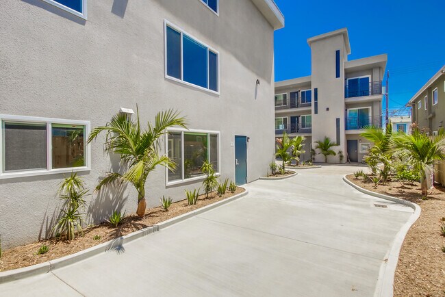 Building Photo - 4135 Illinois Street Apartments