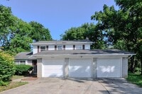 Building Photo - 3187 Plymouth Rd