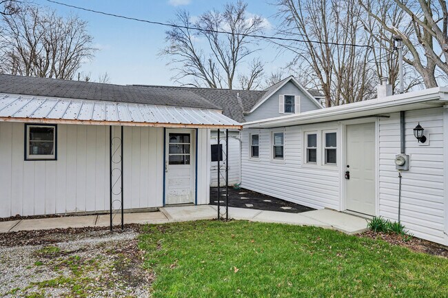 Building Photo - 6520 S 070 E