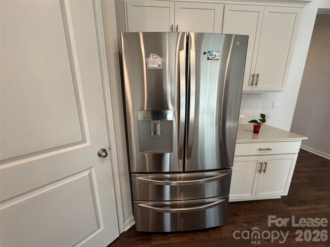 Building Photo - 10749 Adair Wds Dr