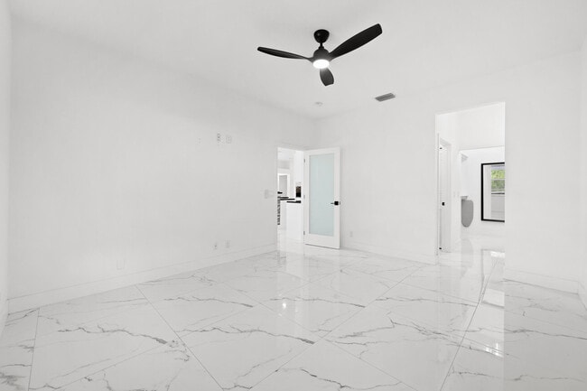 Building Photo - 1209 Olympic Cir