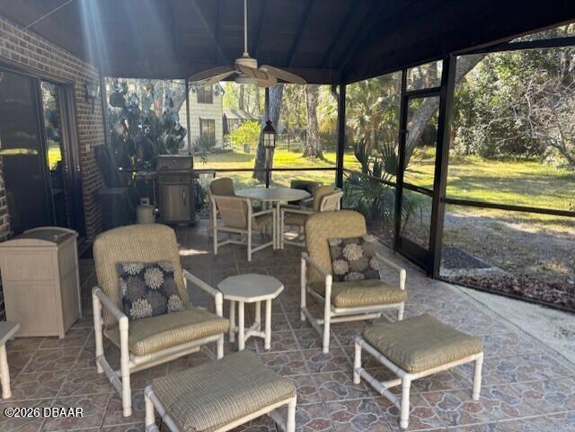 Building Photo - 322 Oak Fern Cir