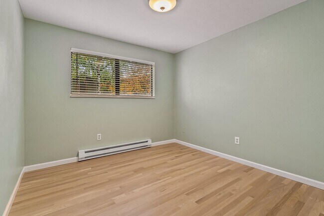 Building Photo - 6110 24th Ave NW