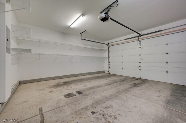 Building Photo - 9420 San Laguna Ct