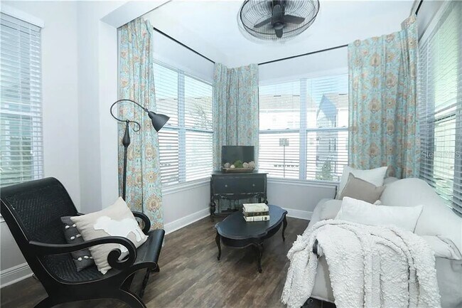 Building Photo - 8451 Karrer Ter