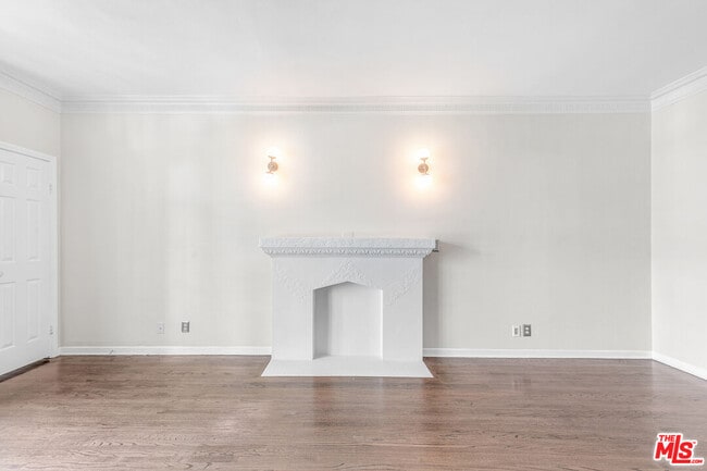 Building Photo - 6053 Scenic Ave