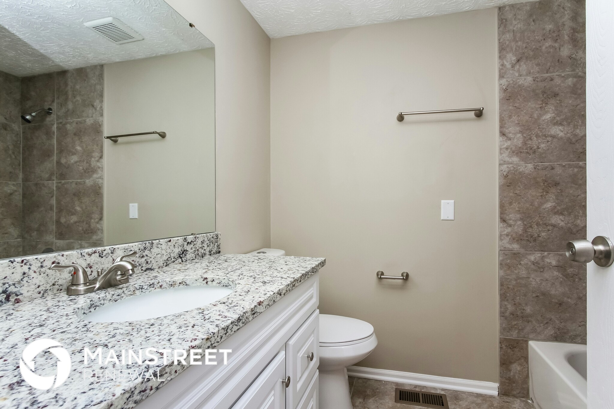Building Photo - 5678 Colonist Cir