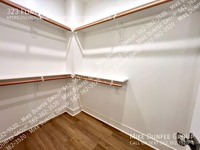 Building Photo - 323 Flint Ave