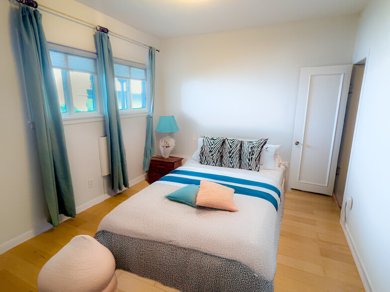 Downstairs Bedroom - 301 Broadway St
