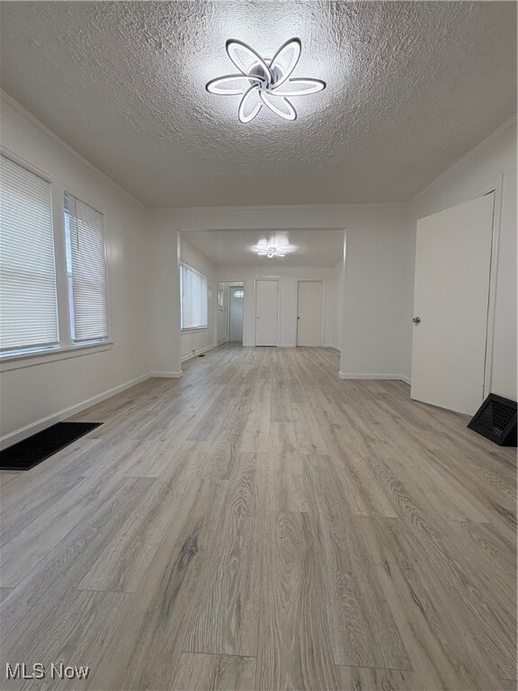 Building Photo - 3311 W 33rd St