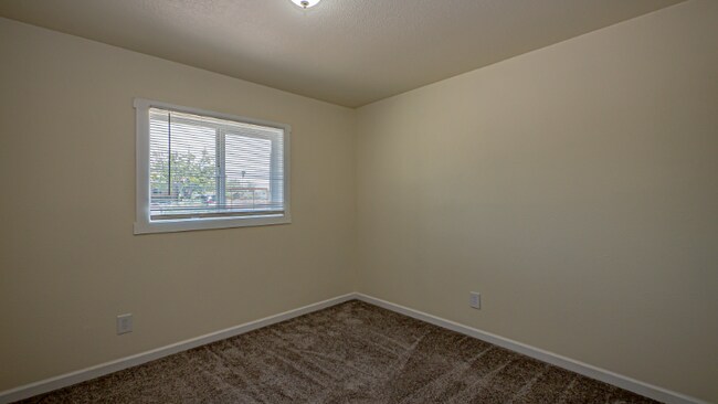 Building Photo - 2152 Calle Mesa Verde