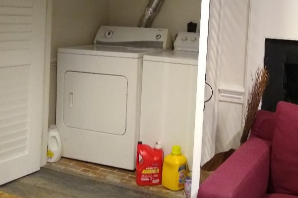 Laundry Room (Shared/ Free as needed)) - 48 Benefit St