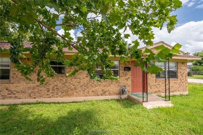 Building Photo - 601 Martin Luther King Jr Blvd