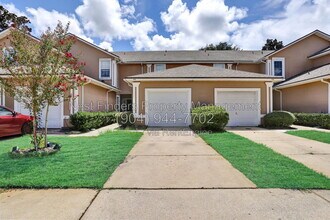 Building Photo - 518 Scrub Jay Dr