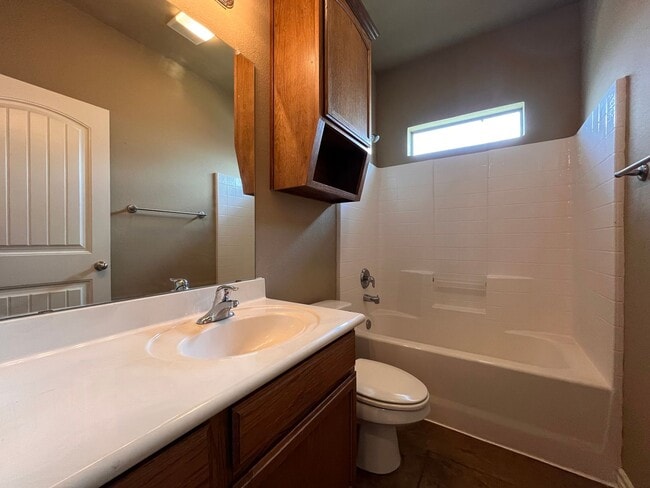 Building Photo - 3037 Breton St