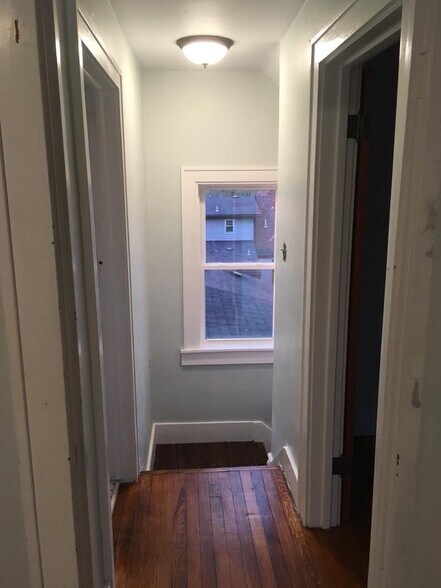 Building Photo - 240 Highland Ave