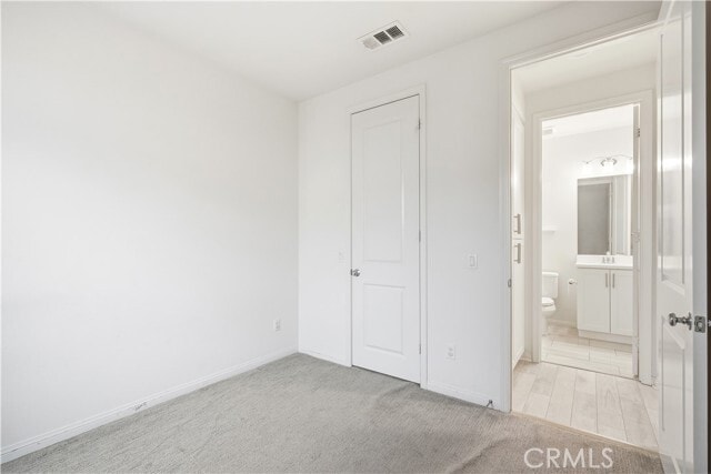 Building Photo - 4722 E Washington Ave