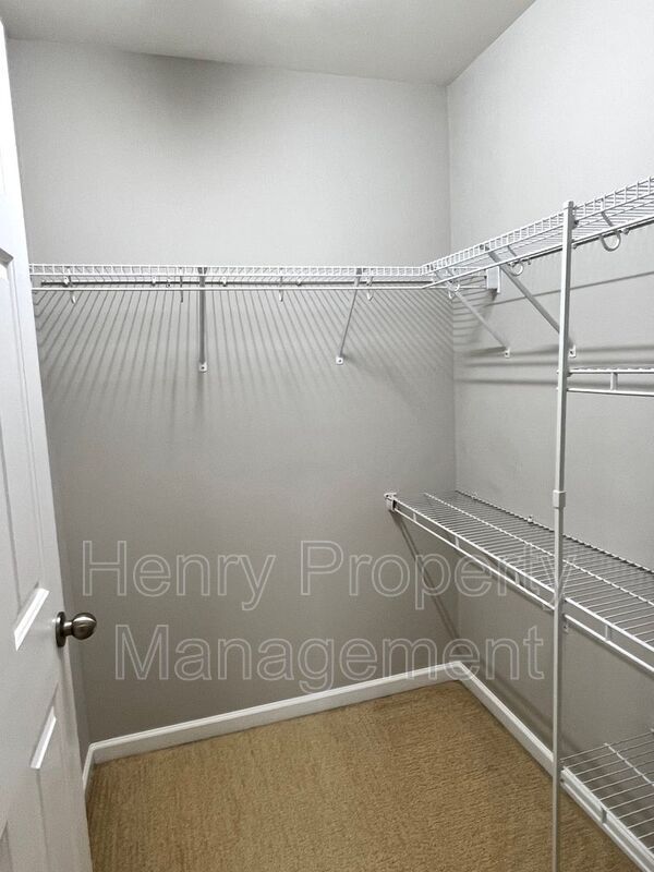 Building Photo - 517 Anchor Creek Way