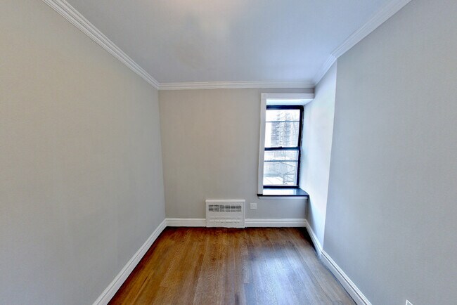Building Photo - 1373 First Avenue