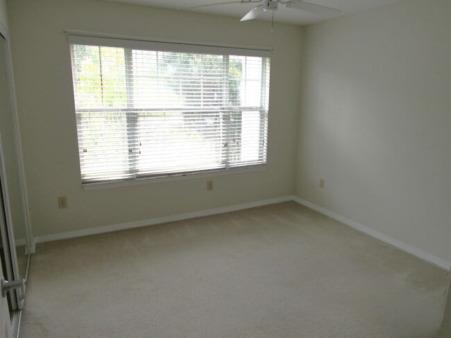 Building Photo - 21207 Harbour Vista Cir