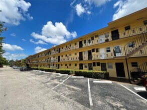 Building Photo - 2810 NE 201st Terrace