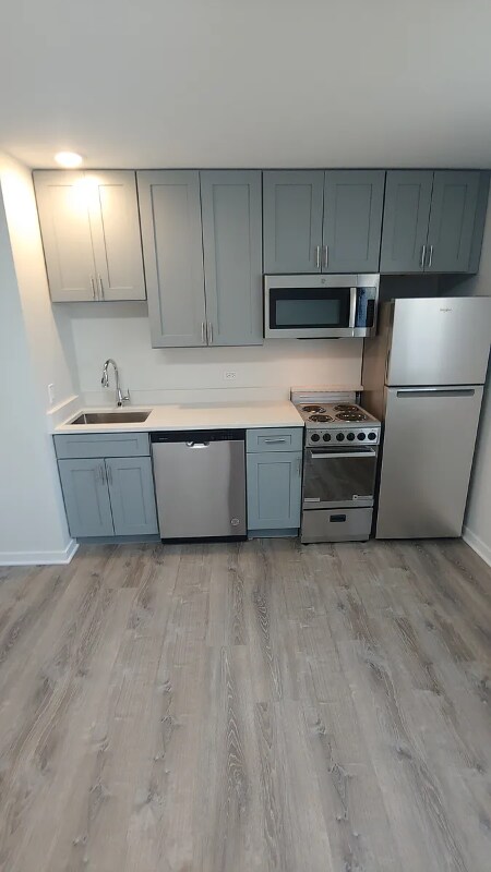 Building Photo - 5366 S Laramie Ave