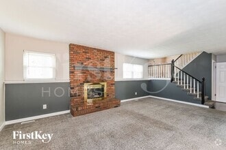 Building Photo - 2729 Chalet Forest Dr