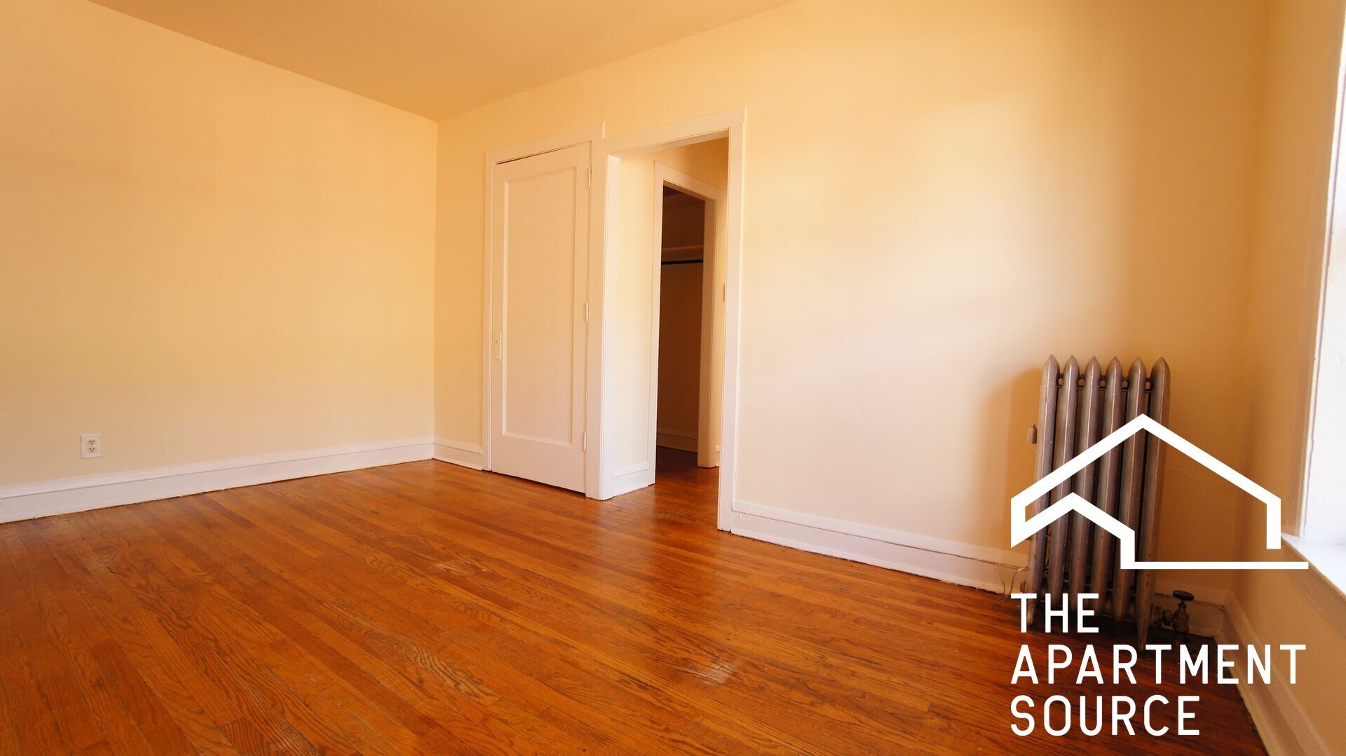 Building Photo - 3310 W Schubert Ave