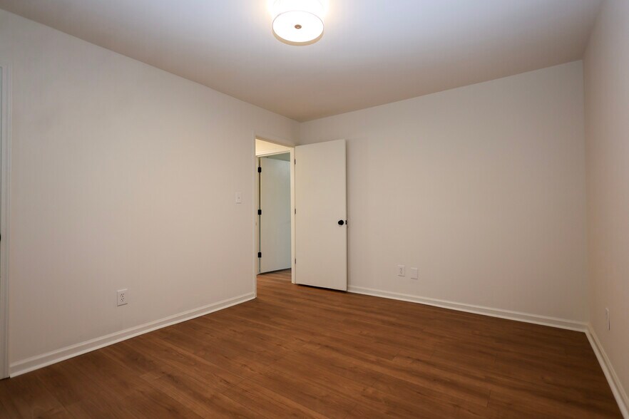 Modern Lighting! - 1685 Bald Ridge Marina Rd