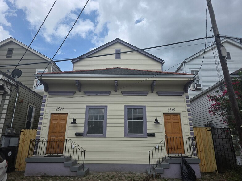 Building Photo - 1547 Chippewa St
