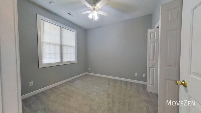 Building Photo - 5006 Carleton Dr