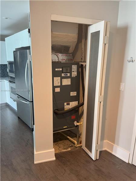 Building Photo - 5970 Indian Creek Dr