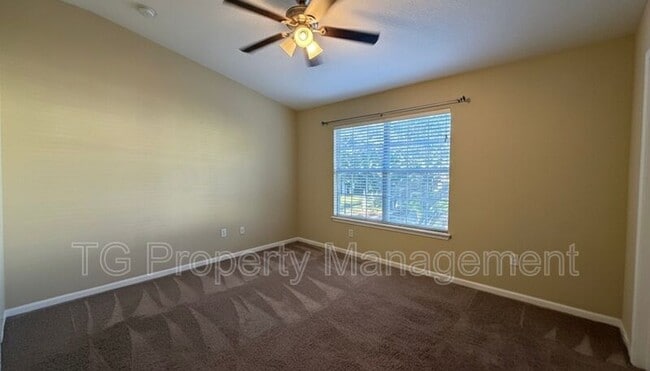 Building Photo - 13492 Sunstone St