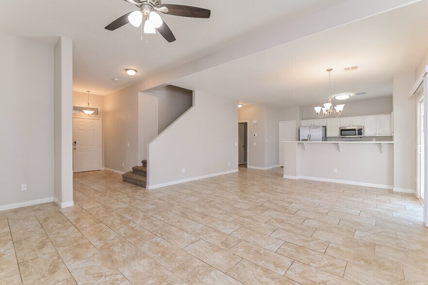 Building Photo - 7121 Wonderberry St