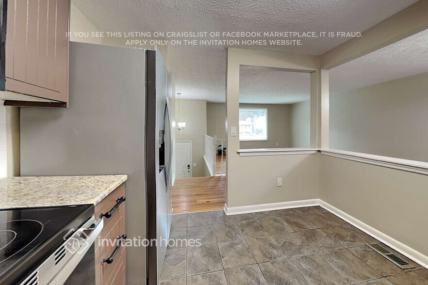 Building Photo - 390 Hembree Forest Cir