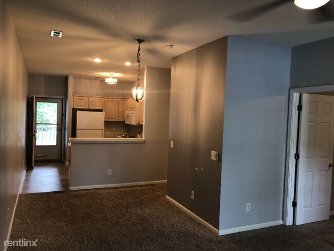 Building Photo - 5402 Sweetwater Blvd