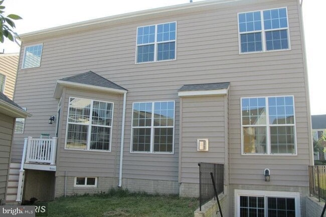 Building Photo - 12338 Cherry Branch Dr
