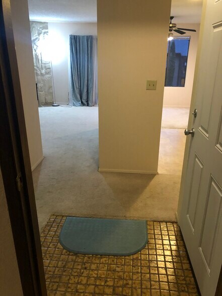 entrance - 12515 NE 145th Pl