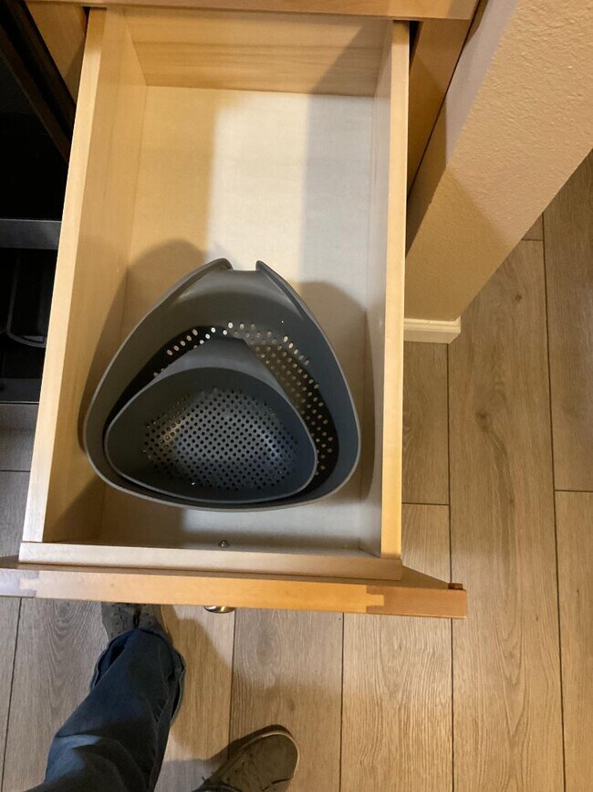 Building Photo - 9416 1st Ave NE