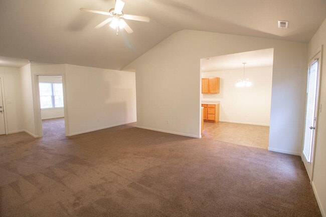 Building Photo - 1424 Bodie Dr