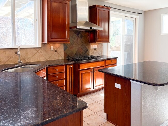 Building Photo - 10862 Glengate Cir