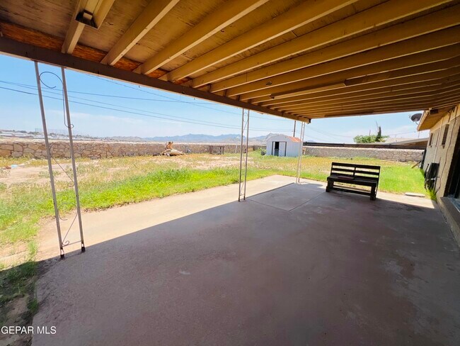 Building Photo - 356 Ridgemont Dr