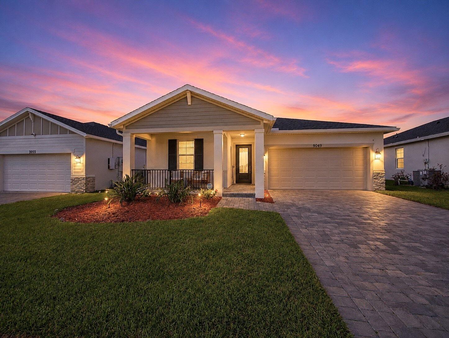 Building Photo - 9049 Dahlia Cir