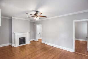 Building Photo - 510 East Waldburg St