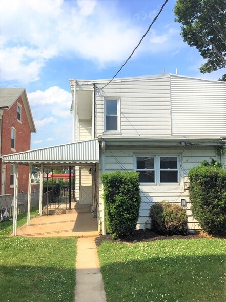 Building Photo - 334 Penn Ave